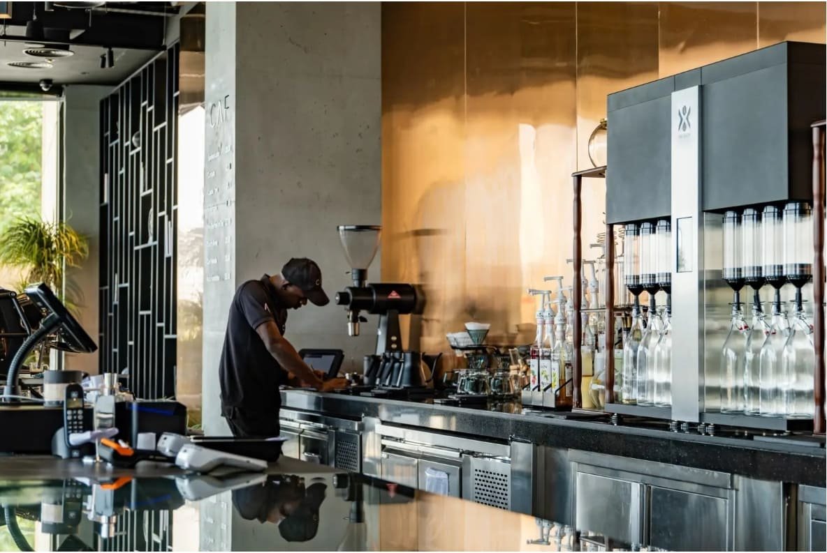 تنفيذ كافيه في الشارقة | تصميم وتنفيذ CAF Cafe - Image 8